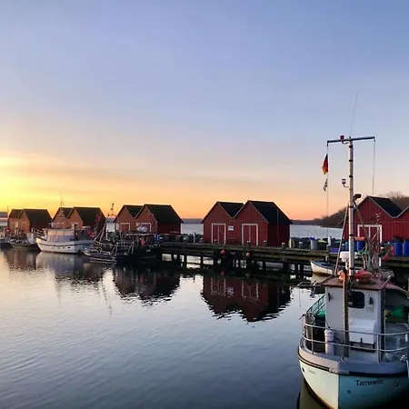 Appartement Urlauberdorf 23b *